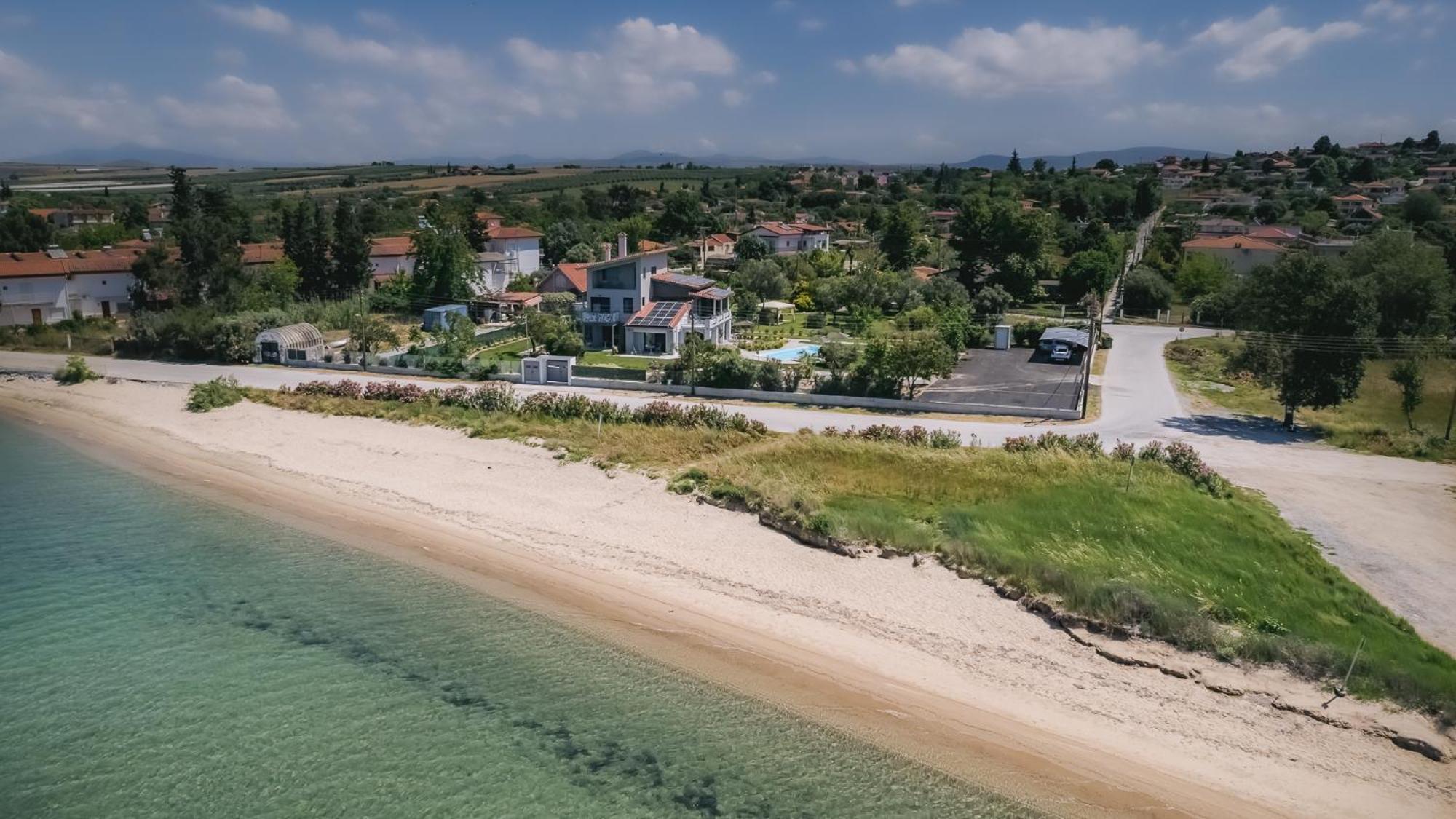 Electra Beachfront Suites, Nea Irakleia Exteriör bild