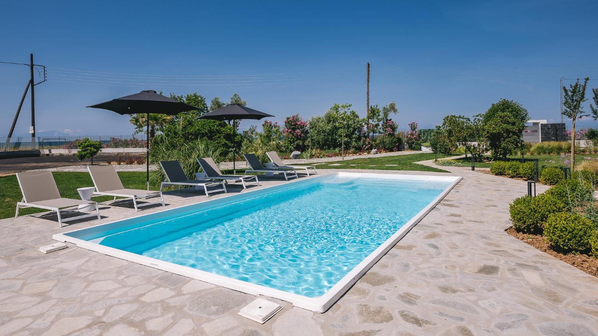 Electra Beachfront Suites, Nea Irakleia Exteriör bild